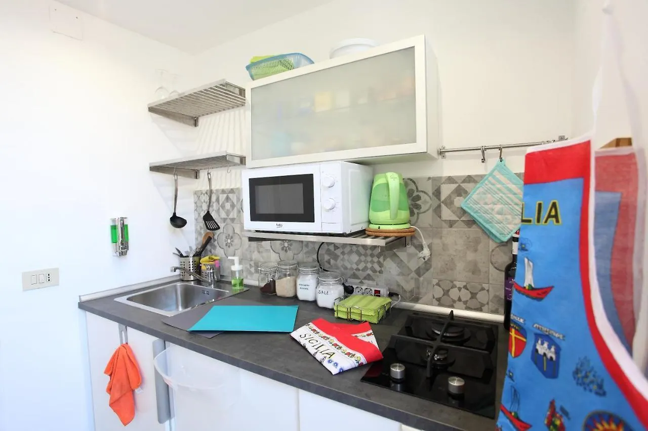 Holiday home Alfredo Apartment A Casa Di Alfredo Palermo Italy